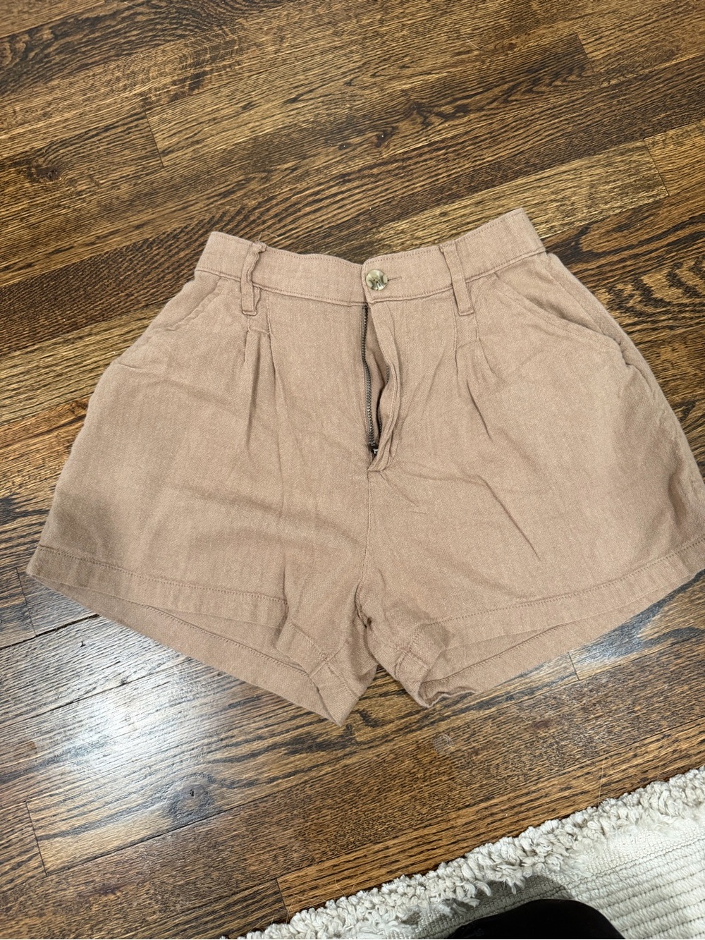 Hollister high waist linen shorts